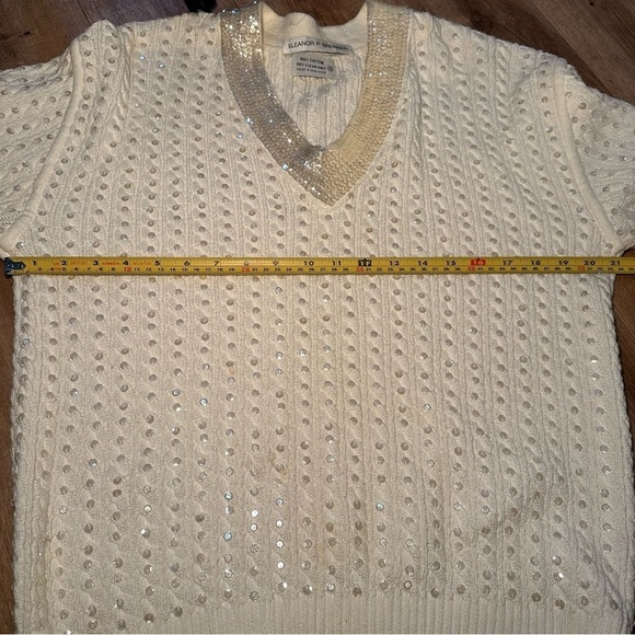Eleanor P Brenner Vintage Gold Trim White Sweater Size Small - Picture 9 of 10